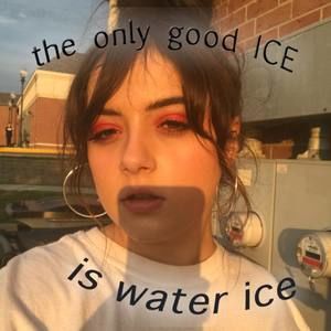 Meet your Posher, Carly